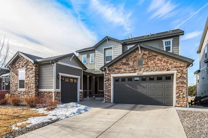6627 South Catawba Way, Aurora, CO 80016 for Sale