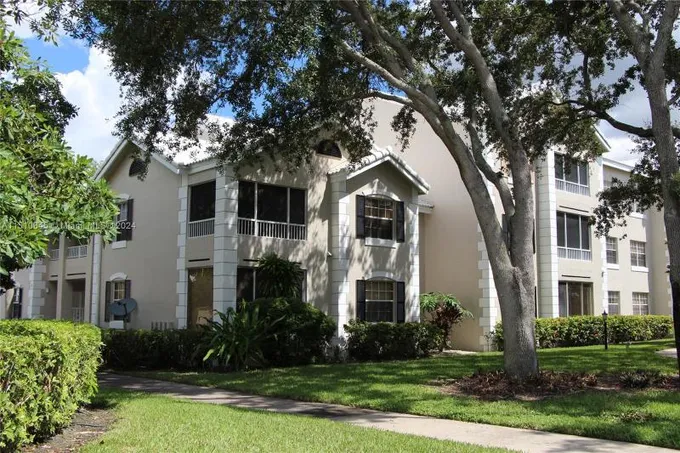 2803 North Oakland Forest Drive, Unit 113, Oakland Park, FL 33309 for Rent