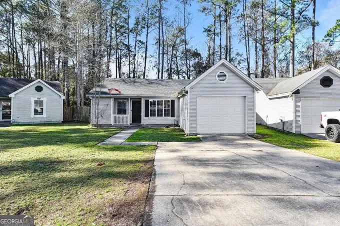 121 Leeward Court, Kingsland, GA 31548 for Sale