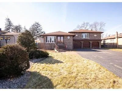 S Cadwell Ave for Sale