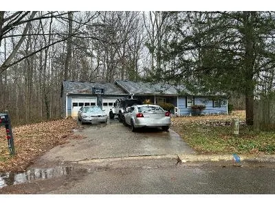 Valley Rd for Sale