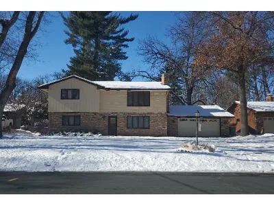 Willow Ln for Sale