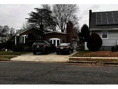 Pleasant Ave for Sale