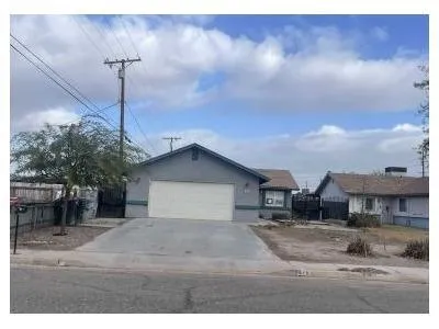 E 5th St for Sale