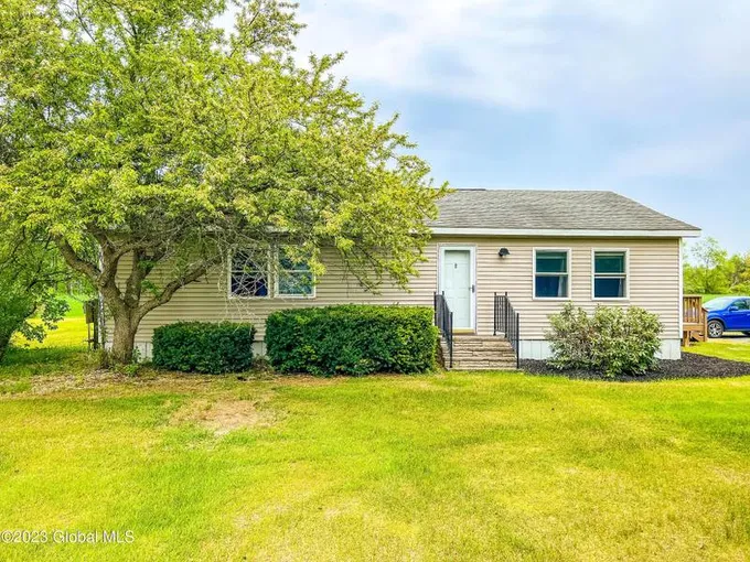 Northumberland, Saratoga County, NY House for sale Property ID: 416484004