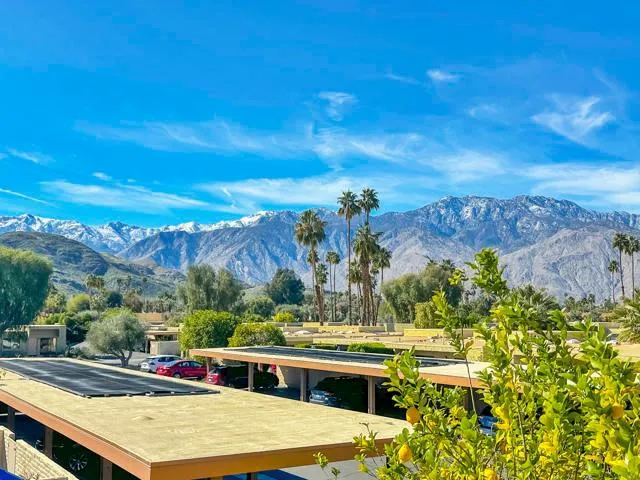 5800 Los Coyotes, Palm Springs CA 92264 for Sale