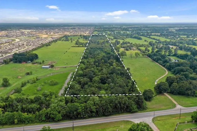 19511 Fm 2920 Rd, Tomball, TX 77377 for Sale