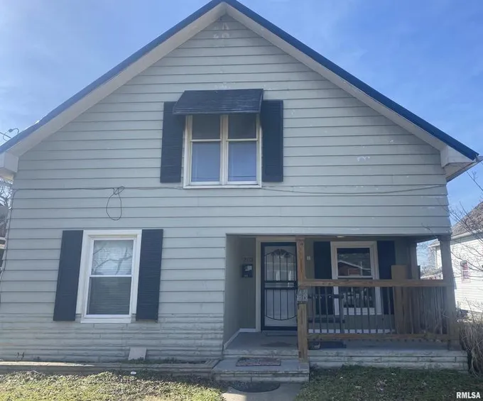 203 South Douglas Street, West Frankfort, IL 62896 for Sale
