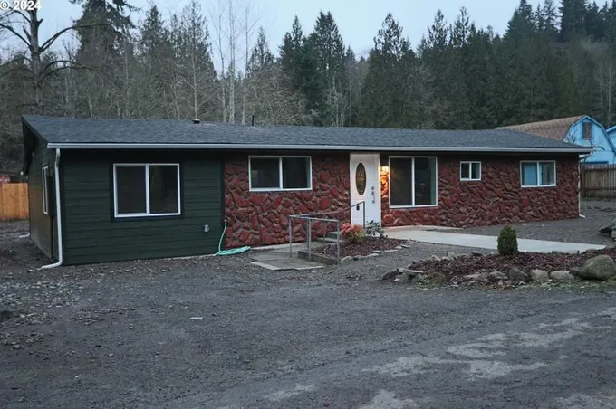 131 Mc Geary Rd, Kelso, WA 98626 - MLS 24398802 for Sale
