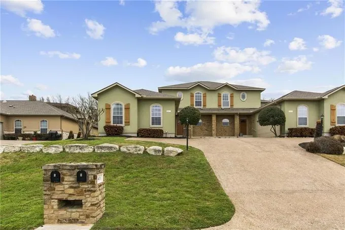 1401 Delsie Dr A, Austin, TX 78734 for Rent