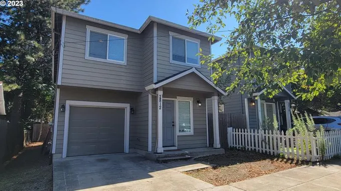 2812 SE 136th Ave, Portland, OR 97236 - MLS 23174450 for Sale