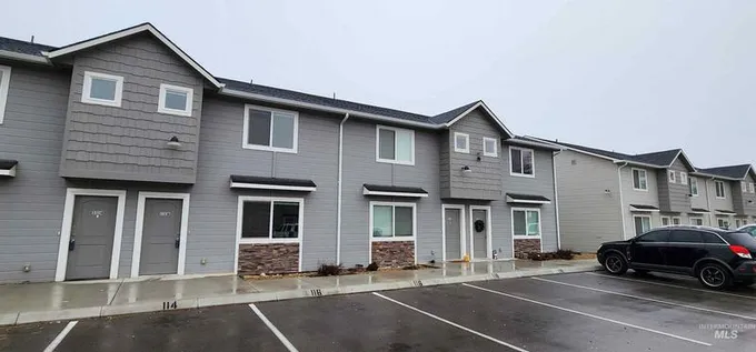 116 East Ravenna Lane, Nampa, ID 83687 for Sale