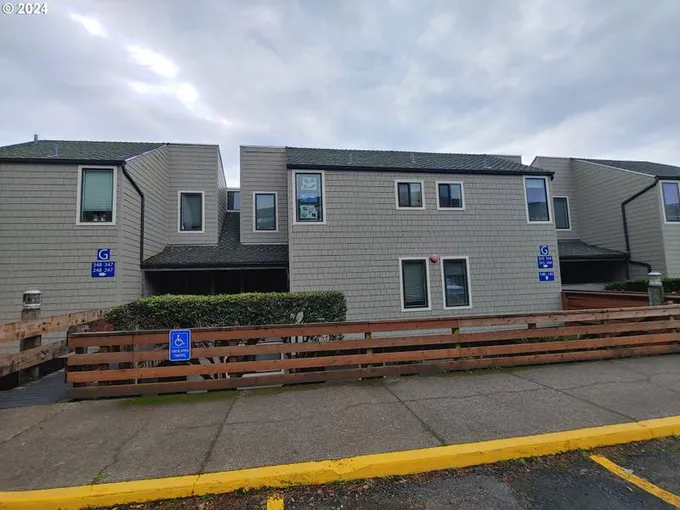 1000 SE BAY BLVD 152, Newport OR 97365 for Sale