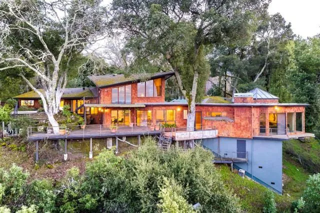 25 Las Piedras, Portola Valley CA 94028 for Sale
