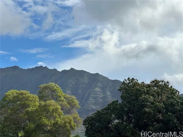 84-674 FARRINGTON HWY, Waianae, HI 96792 Single Family Residence For Sale  MLS# 202328037