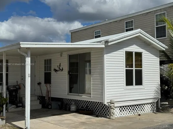 675 S Copeland Ave S, Everglades City, FL 34139 - MLS A11477997 for Sale