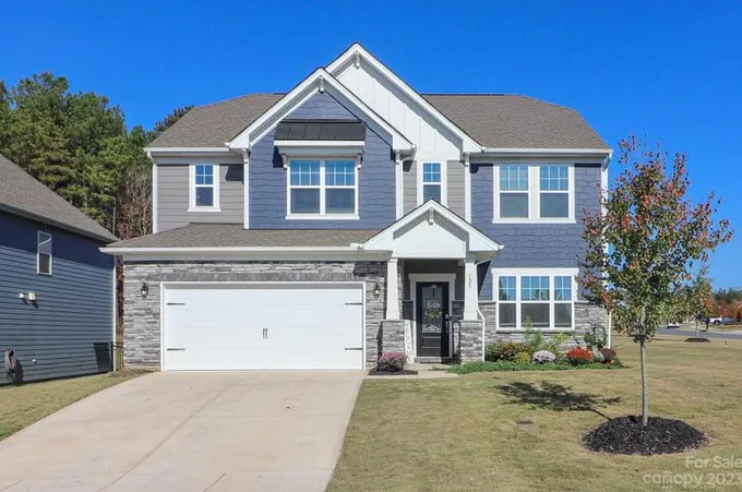 123 Outrigger Ln, Troutman, NC 28166 - MLS 4076360 for Sale