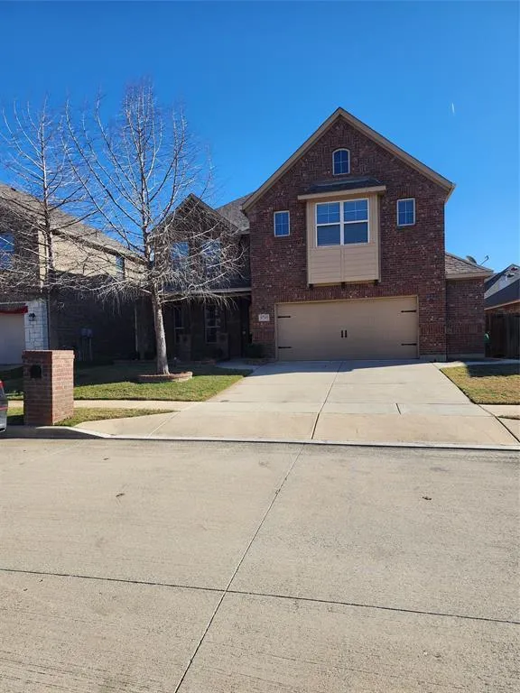 8769 Running River Ln, Fort Worth, TX 76131 for Sale