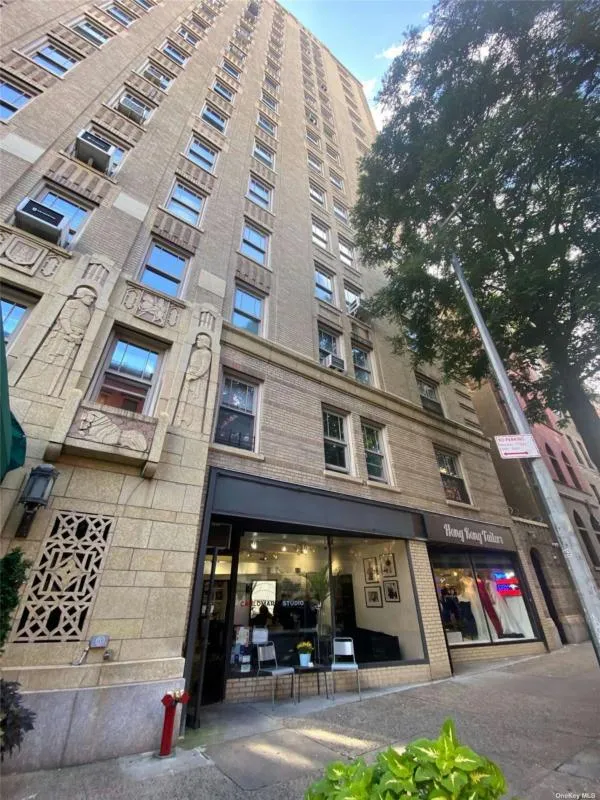 136 WAVERLY PL # 3, New York, NY 10014 Business Opportunity For Sale  MLS# 3506202