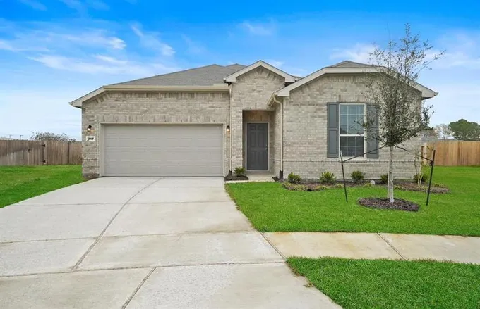 347 Appaloosa Drive, Alvin, TX 77511 for Sale