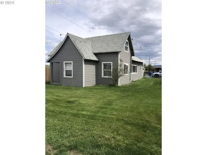 195 F ST, North Powder OR 97867 for Sale