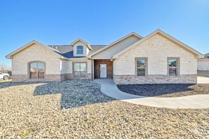 4629 Grey Wolf Lane, San Angelo, TX 76901 for Sale