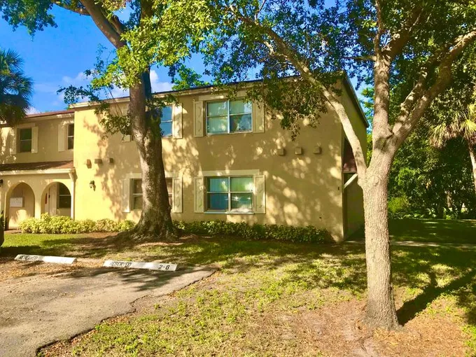 10723 La Placida Drive, Unit 6, Coral Springs, FL 33065 for Sale