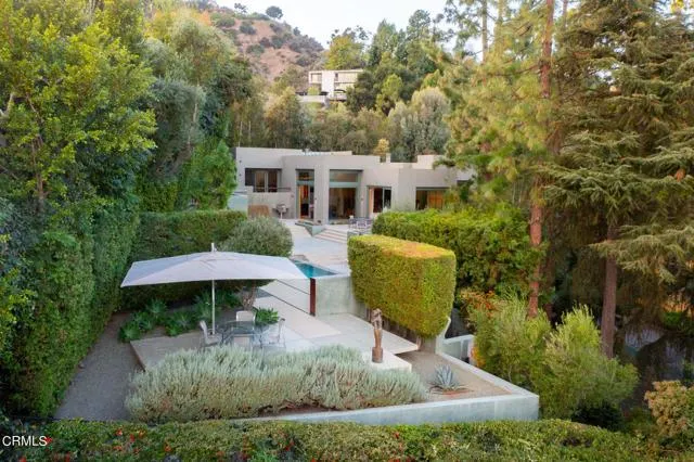 1240 Bennett, Pasadena CA 91103 for Sale