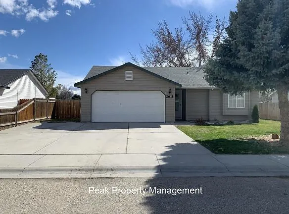 2611 Sunflower Dr - Nampa, ID 83686 - Home For Rent