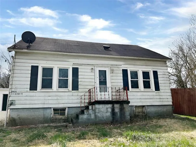 179 BALSINGER RD, Uniontown, PA 15401 Single Family Residence For Sale  MLS# 1597156 for Rent