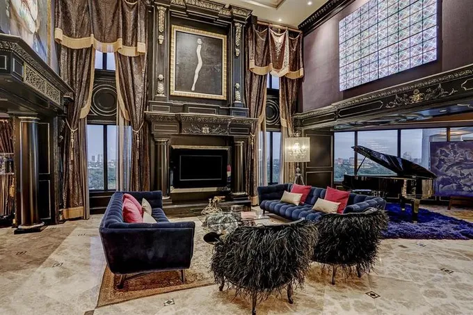 101 Westcott St #2001, Houston, TX 77007 for Sale