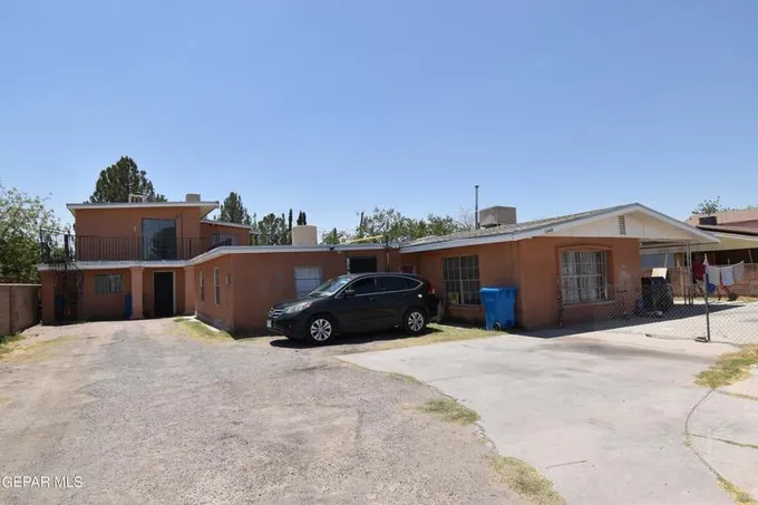 10468 Monte Carlo, Socorro, TX 79927 for Sale