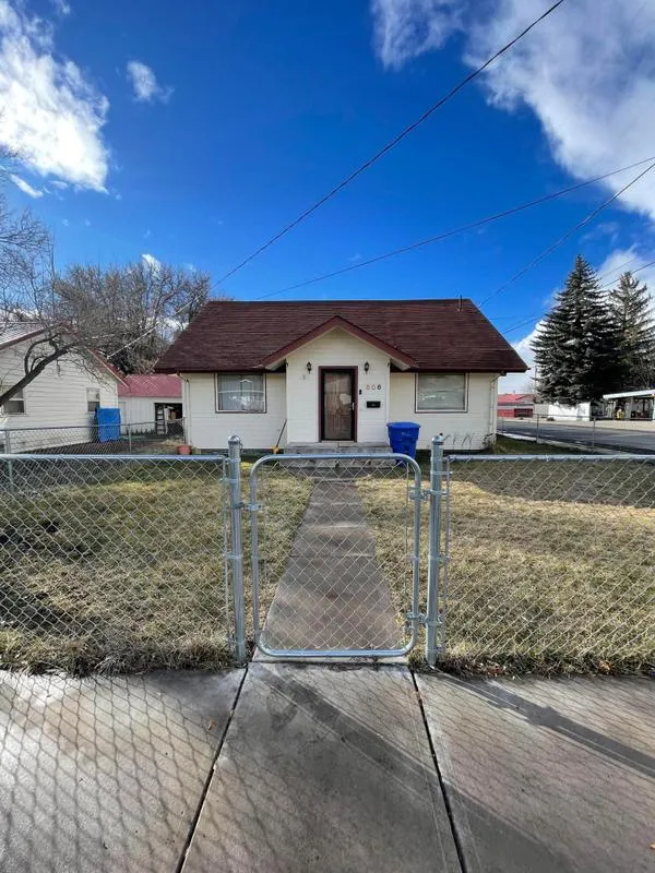 806 S H Street S, Lakeview OR 97630 for Sale