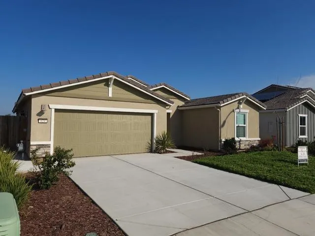624 Sansoni, Los Banos CA 93635 for Sale