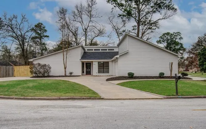 315 Mediterranean Ct, Crosby, TX 77532 for Sale