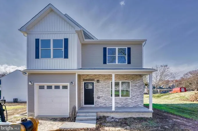 816 Esinteraction Ave, Esinteraction, MD 21221 - MLS MDBC2076818 for Sale
