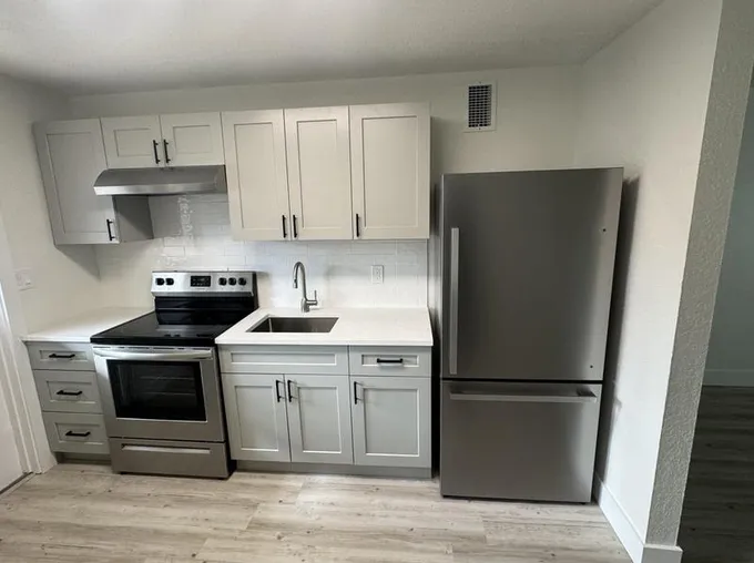 1834 Pineapple Ave, Melbourne, FL 32935 - MLS 1002722 for Rent