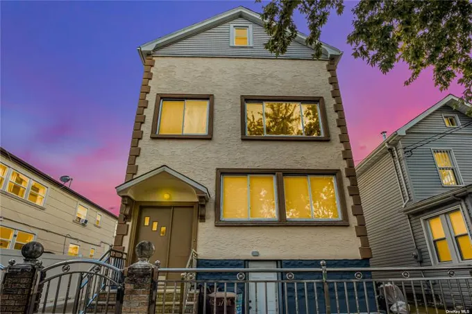 th Street for Sale