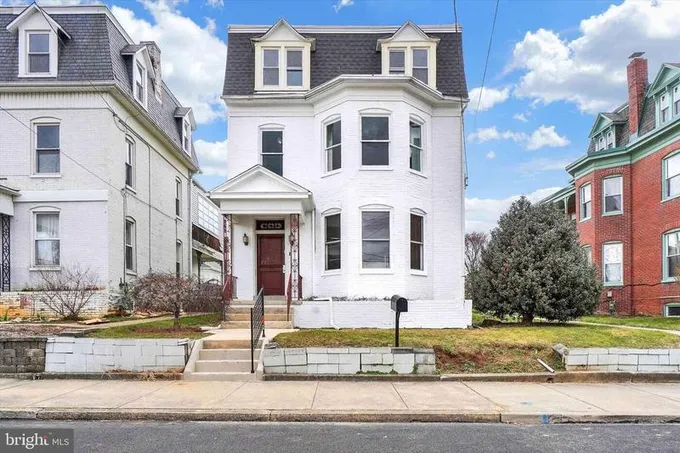 107 S WALNUT STREET, DALLASTOWN, PA 17313  615161334 for Sale