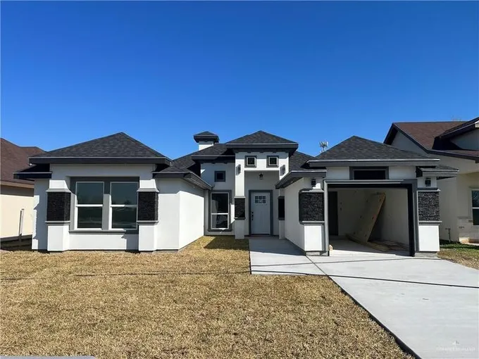 616 Tower Oak Drive, Alamo, TX 78516 for Sale