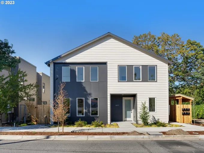 8409 SW 19th AVE 3, Portland OR 97219 for Sale
