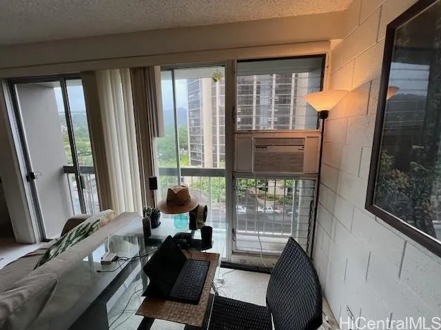 2055 Nuuanu Avenue 802, Honolulu HI 96817 for Sale