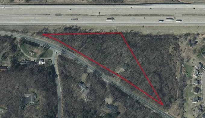 464 Stageline Road, Hudson, WI 54016 for Sale