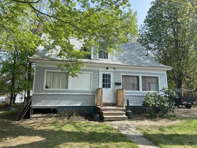 63 Patterson Street, Augusta, ME 04330  607793292 for Sale