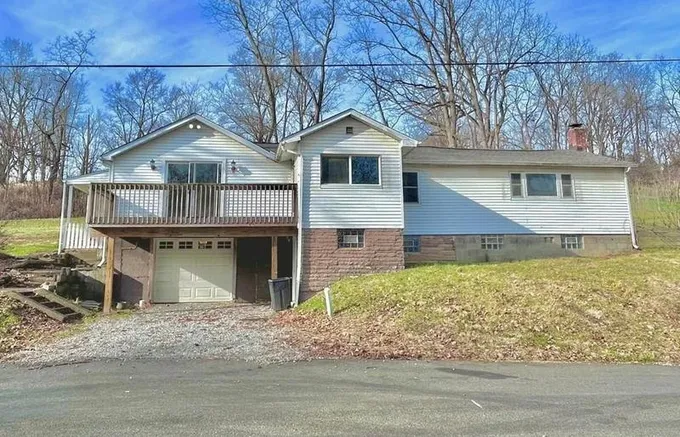 163 Reservoir Rd, Sewickley Township, PA 15637 - MLS 1634753 for Sale