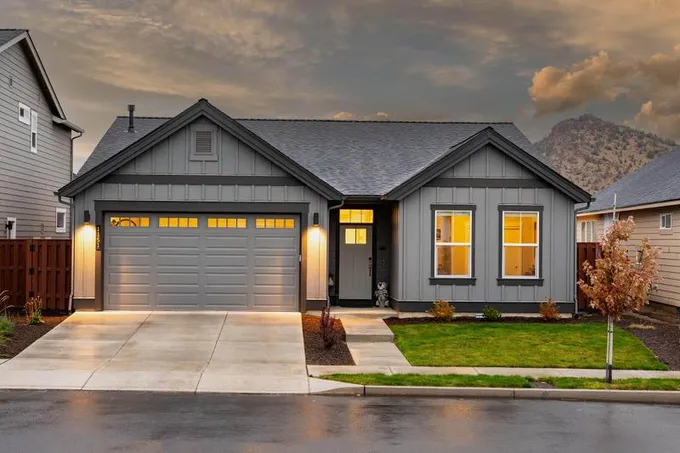 1151 NE Henry Drive, Prineville OR 97754 for Sale