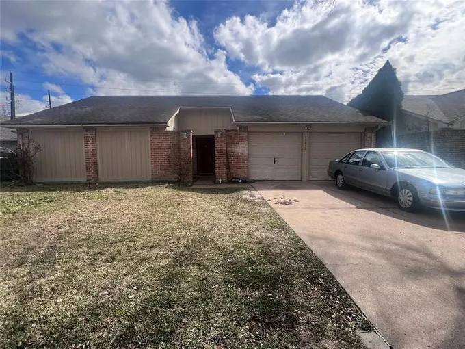 15815 Tammany Ln, Houston, TX 77082 for Sale