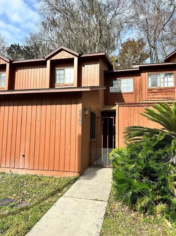 5748 SW 8th Pl, Gainesville, FL 32607 - MLS GC518446 for Rent