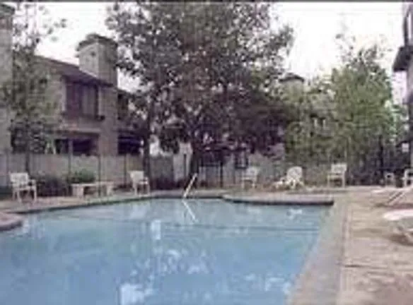 Balboa Village - 8351 8371 Balboa Boulevard - Northridge, CA Apartments for Rent
