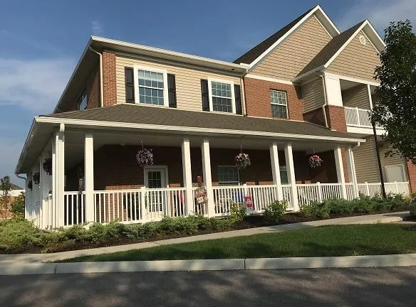 Danbury Of Tallmadge Apartments - 73 East Avenue - Tallmadge, OH Apartments for Rent